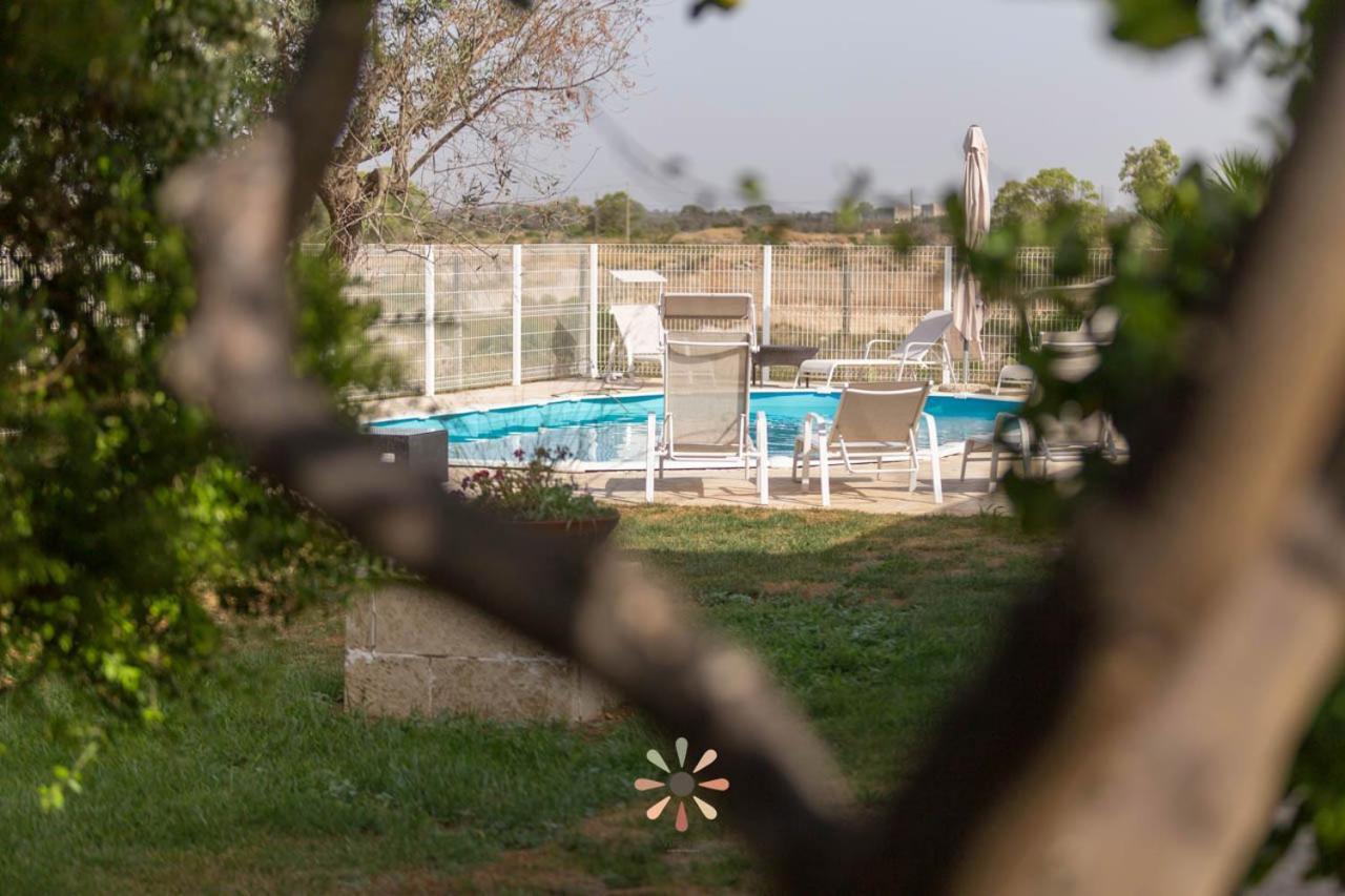 Agriturismo Tenuta Margherita ตอร์เลลาปิลโล ภายนอก รูปภาพ