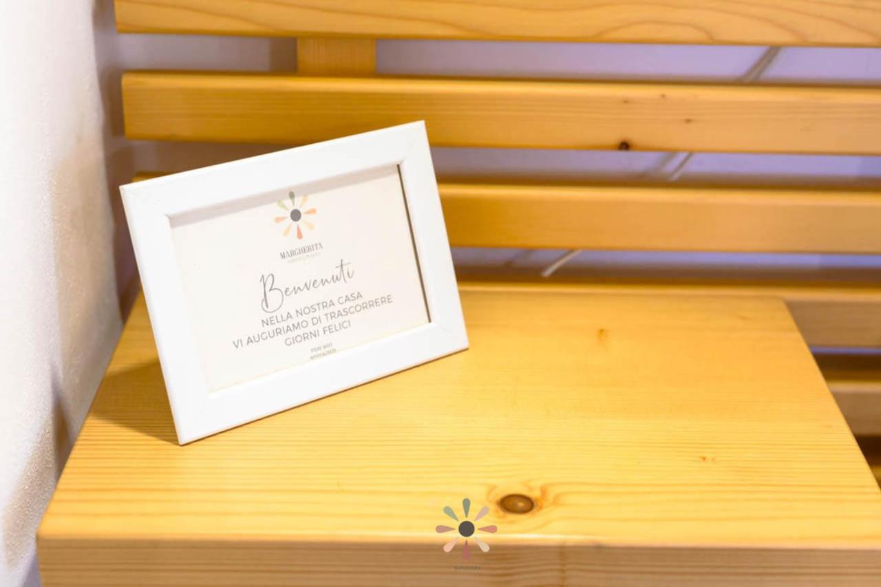 Agriturismo Tenuta Margherita ตอร์เลลาปิลโล ภายนอก รูปภาพ